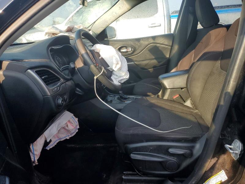 61370406 :رقم المزاد ، 1C4PJMCXXKD102686 vin ، 2019 Jeep Cherokee مزاد بيع