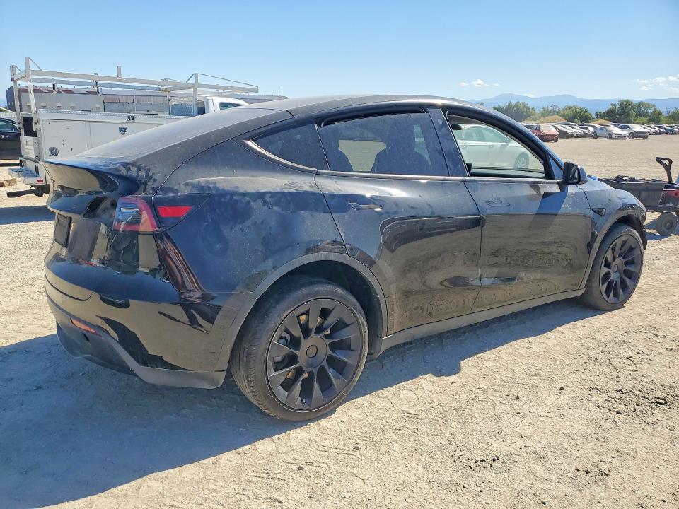 Продаж на аукціоні авто 2022 Tesla Model Y, vin: 7SAYGDEE9NF572948, номер лоту: 61002096