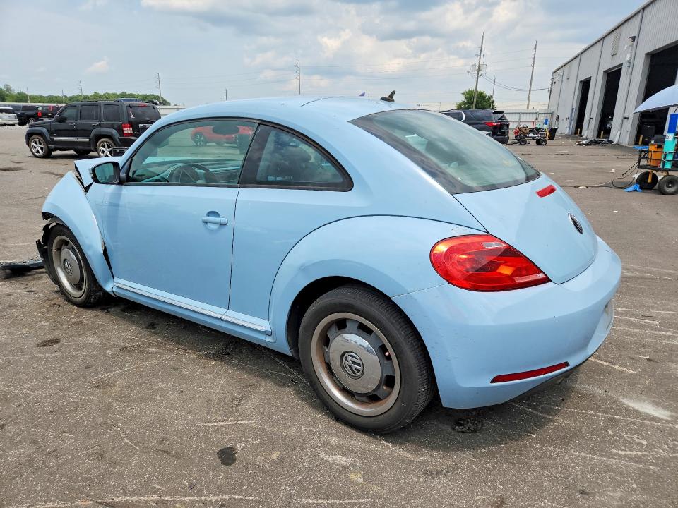 63052106 :رقم المزاد ، 3VWJX7ATXCM605739 vin ، 2012 Volkswagen Beetle مزاد بيع