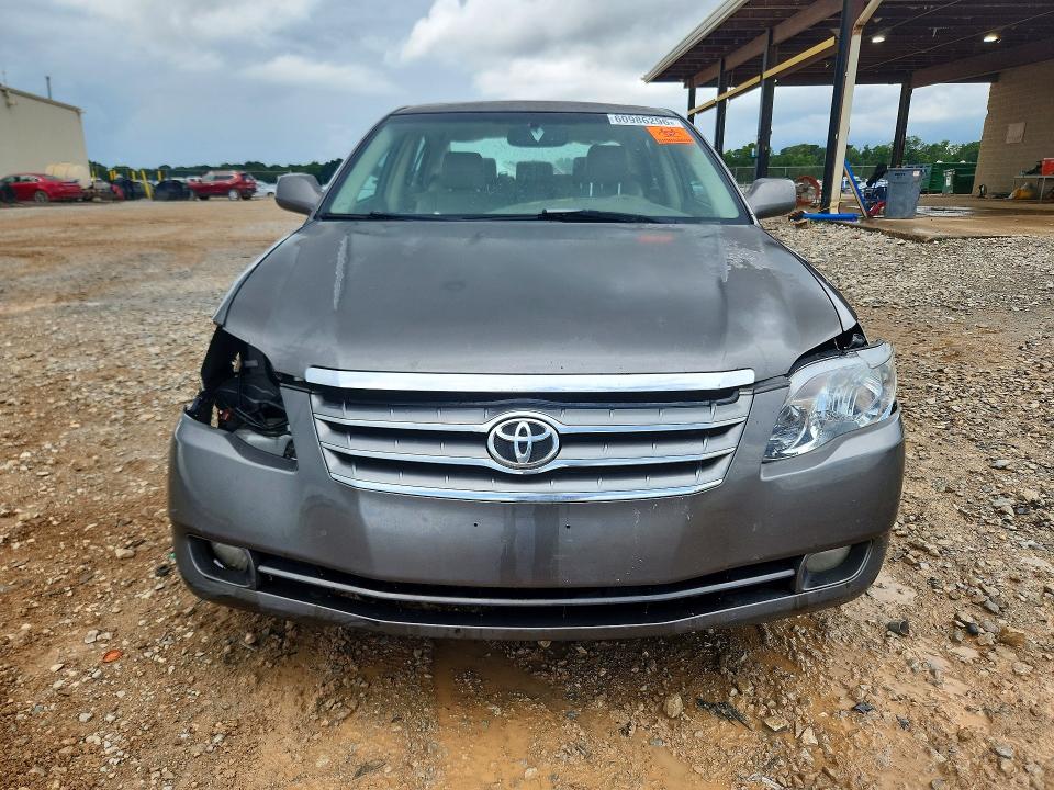 60986296 :رقم المزاد ، 4T1BK36B37U215514 vin ، 2007 Toyota Avalon مزاد بيع