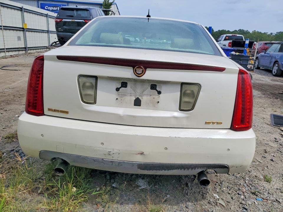 62056106 :رقم المزاد ، 1G6DW67VX80186584 vin ، 2008 Cadillac Sts مزاد بيع