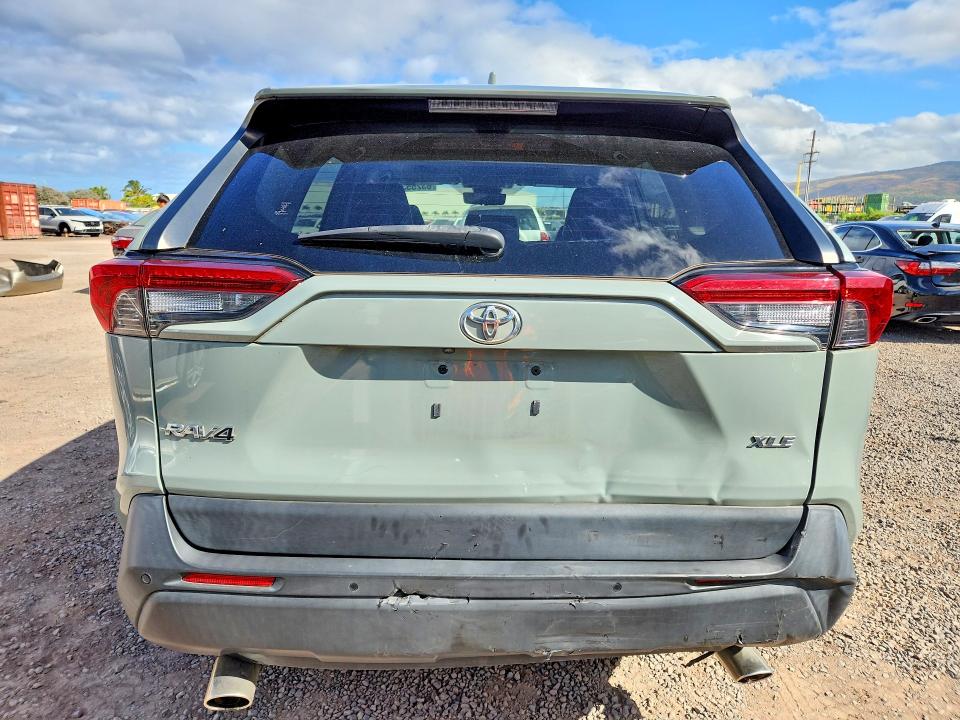 2021 Toyota Rav4 მანქანა იყიდება აუქციონზე, vin: JTMC1RFV9MD080138, აუქციონის ნომერი: 63255336