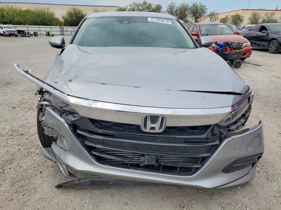 61393816 :رقم المزاد ، 1HGCV1F12KA045234 vin ، 2019 Honda Accord مزاد بيع