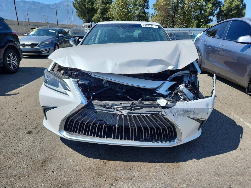 2019 Lexus Es მანქანა იყიდება აუქციონზე, vin: 58AB21B18KU002917, აუქციონის ნომერი: 61057976