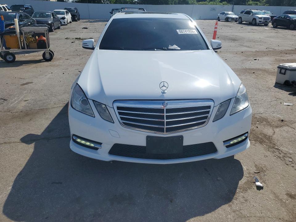 2013 Mercedes-benz E მანქანა იყიდება აუქციონზე, vin: WDDHF8JB7DA736052, აუქციონის ნომერი: 60741956