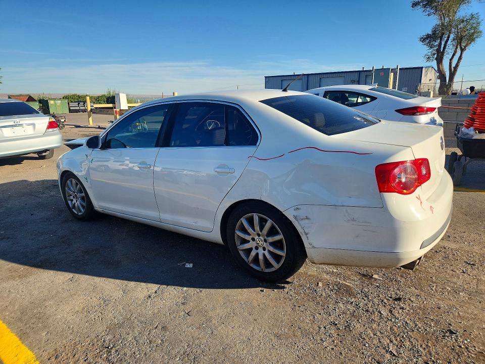 62530716 :رقم المزاد ، 3VWEF71K47M160979 vin ، 2007 Volkswagen Jetta مزاد بيع