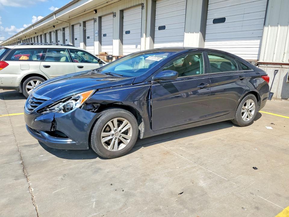 61131736 :رقم المزاد ، 5NPEB4AC2BH189384 vin ، 2011 Hyundai Sonata مزاد بيع