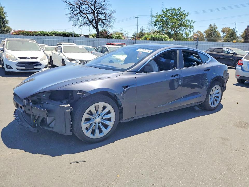Auction sale of the 2016 Tesla Model S, vin: 5YJSA1E2XGF153017, lot number: 60883246