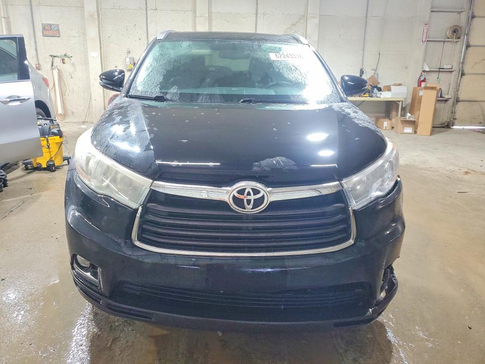 62243316 :رقم المزاد ، 5TDDKRFH4ES008622 vin ، 2014 Toyota Highlander مزاد بيع
