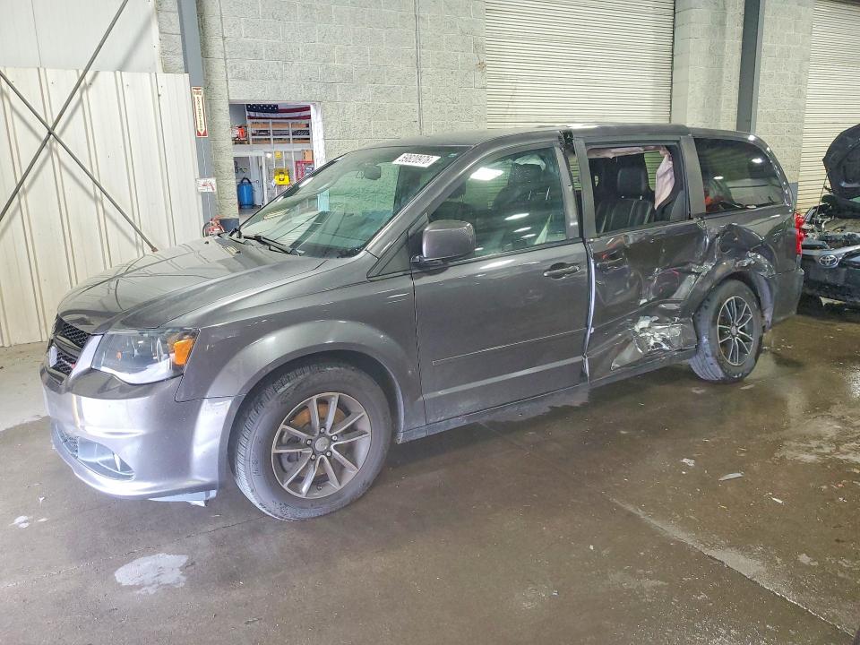 59820976 :رقم المزاد ، 2C4RDGCG3FR737513 vin ، 2015 Dodge Grand Caravan مزاد بيع