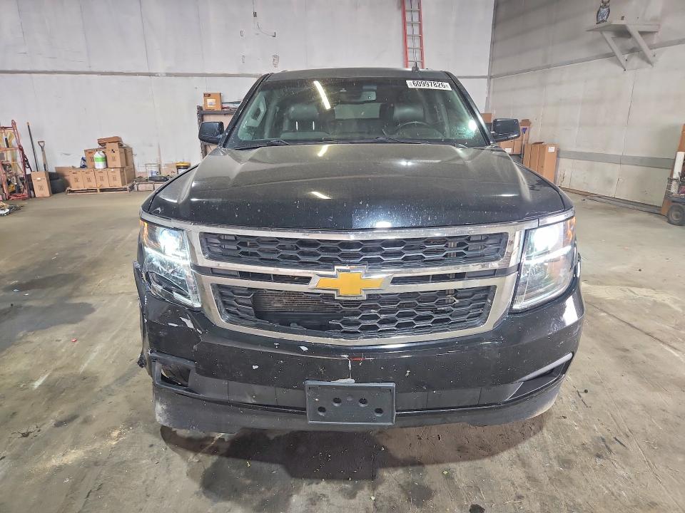 2015 Chevrolet Suburban მანქანა იყიდება აუქციონზე, vin: 1GNSKJKC8FR161465, აუქციონის ნომერი: 60997826