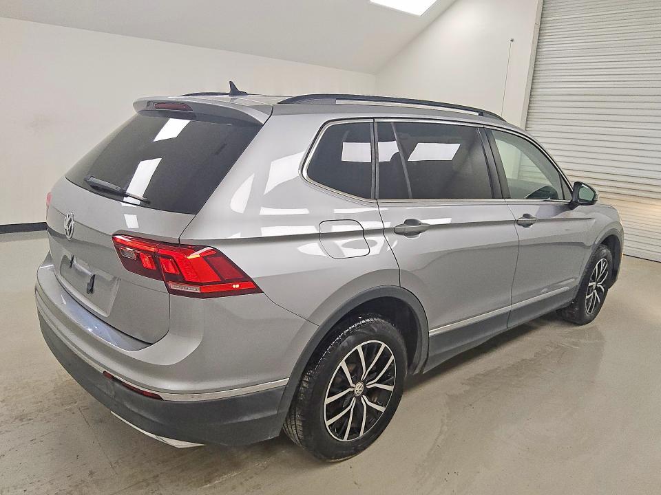 Продаж на аукціоні авто 2021 Volkswagen Tiguan, vin: 3VV3B7AX3MM018167, номер лоту: 57003306