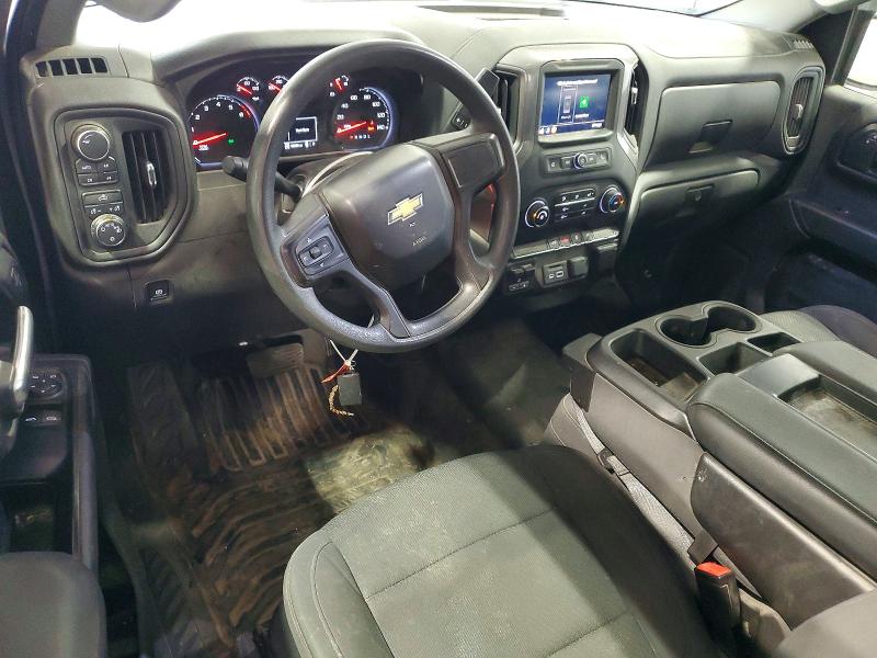61413056 :رقم المزاد ، 3GCNYAEH8LG200725 vin ، 2020 Chevrolet Silverado مزاد بيع