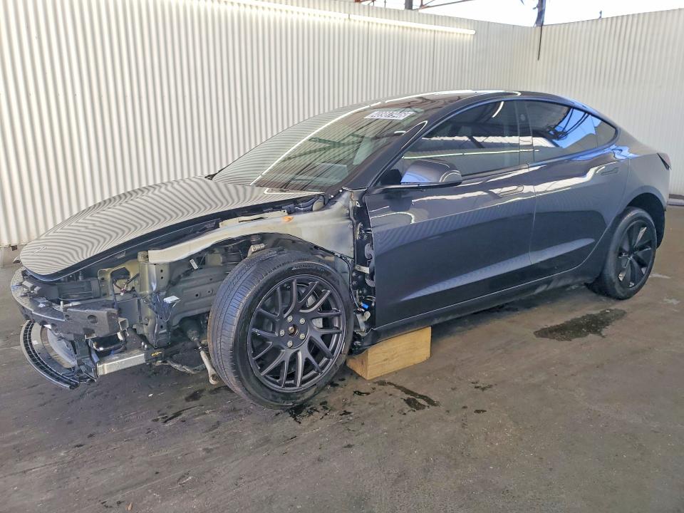 Продаж на аукціоні авто 2025 Tesla Model 3, vin: 5YJ3E1EB2SF899947, номер лоту: 48987946
