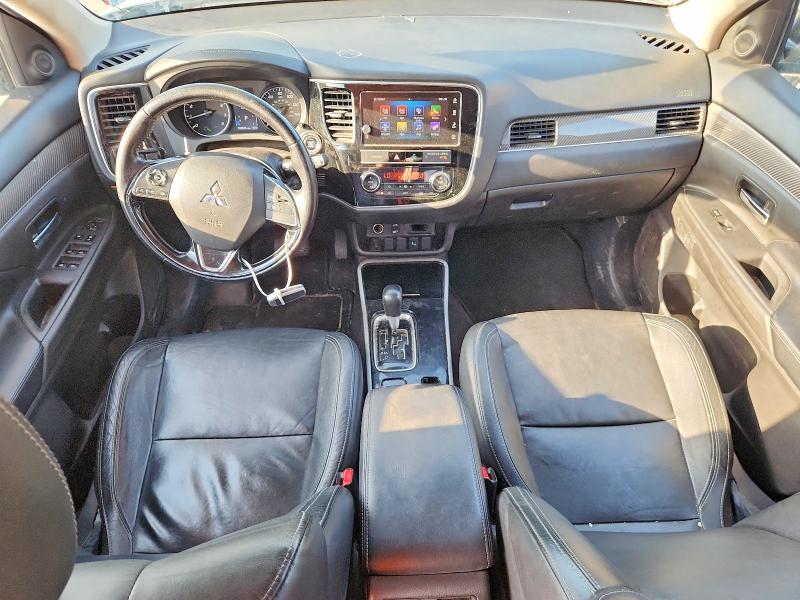 62111096 :رقم المزاد ، JA4AZ3A36KZ036188 vin ، 2019 Mitsubishi Outlander مزاد بيع