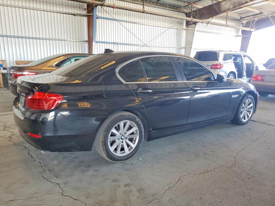 61049336 :رقم المزاد ، WBA5A5C51ED502021 vin ، 2014 Bmw 528 مزاد بيع