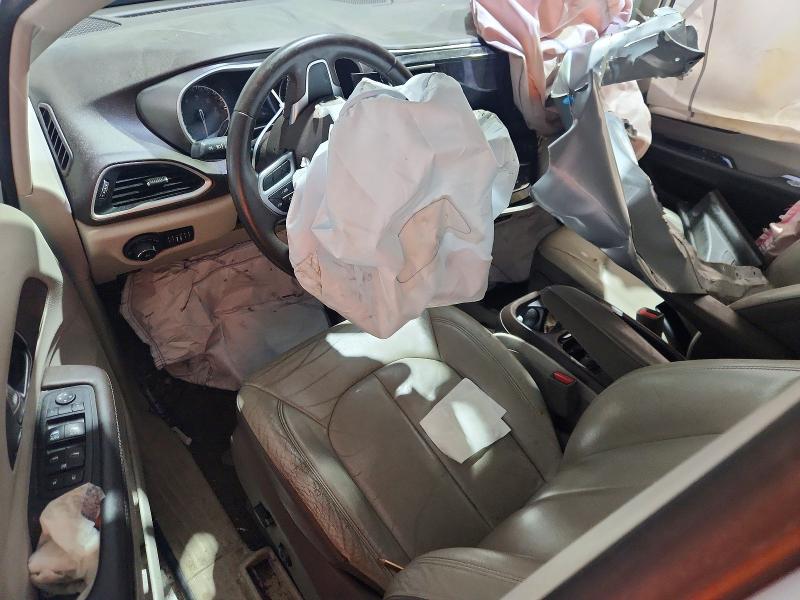 2017 Chrysler Pacifica მანქანა იყიდება აუქციონზე, vin: 2C4RC1BG8HR676213, აუქციონის ნომერი: 61951436