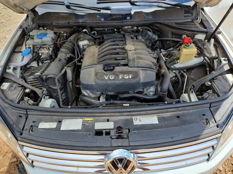 Aukcja sprzedaży 2015 Volkswagen Touareg, vin: WVGEF9BP4FD002785, numer aukcji: 61528886