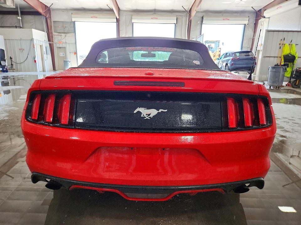 59824856 :رقم المزاد ، 1FATP8UH3G5217178 vin ، 2016 Ford Mustang مزاد بيع