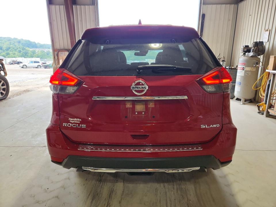 2017 Nissan Rogue მანქანა იყიდება აუქციონზე, vin: JN8AT2MV1HW284054, აუქციონის ნომერი: 62604886