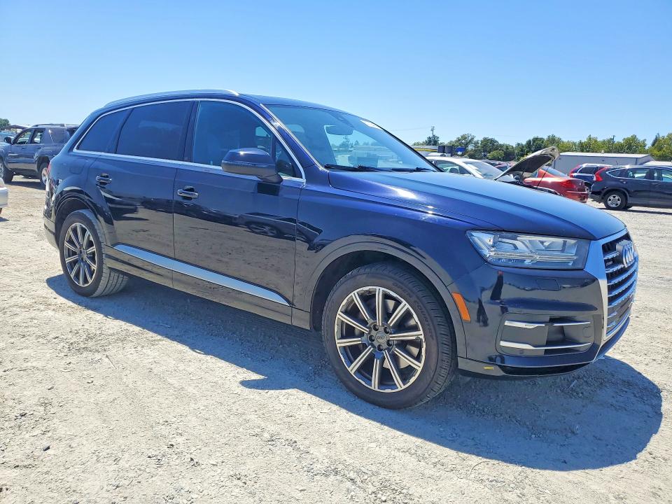 Продаж на аукціоні авто 2017 Audi Q7, vin: WA1LAAF73HD018320, номер лоту: 60718476