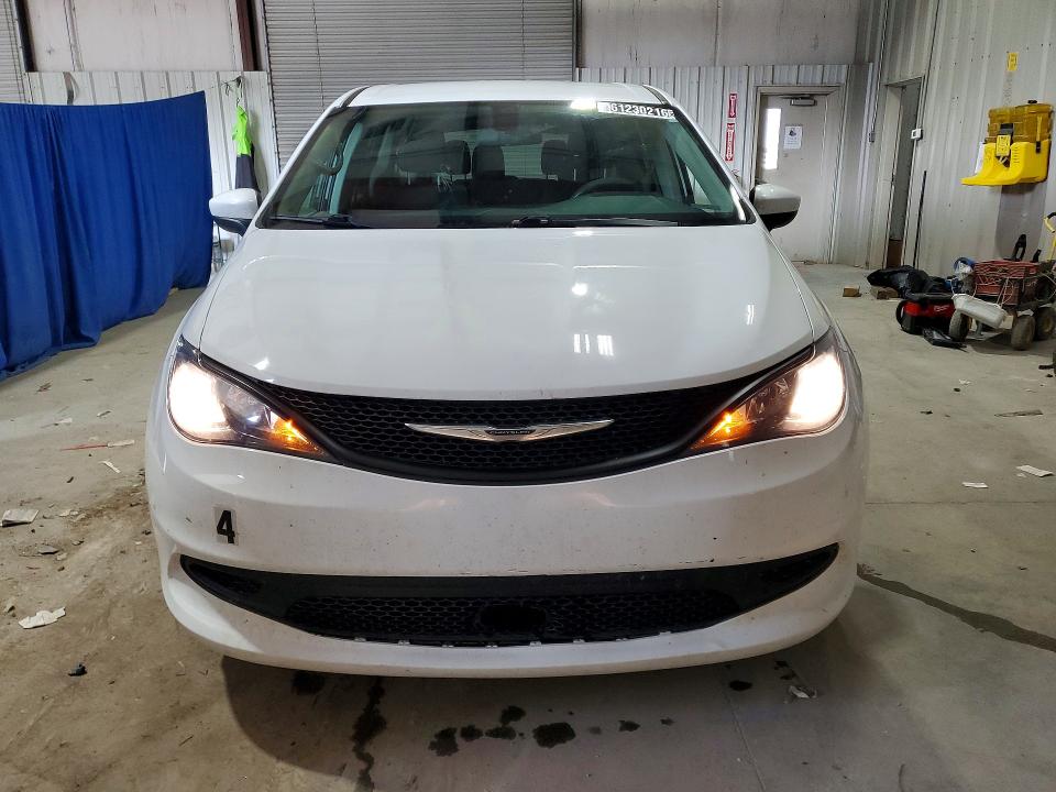 61230216 :رقم المزاد ، 2C4RC1AG5MR526569 vin ، 2021 Chrysler Voyager مزاد بيع