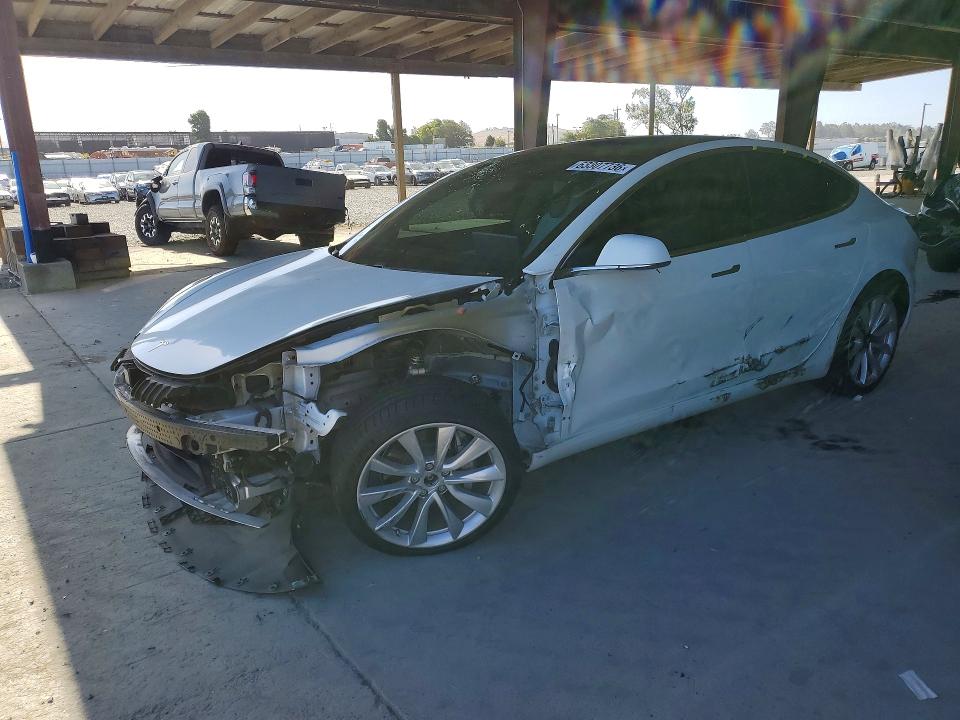 Auction sale of the 2019 Tesla Model 3, vin: 5YJ3E1EB6KF421739, lot number: 63307736