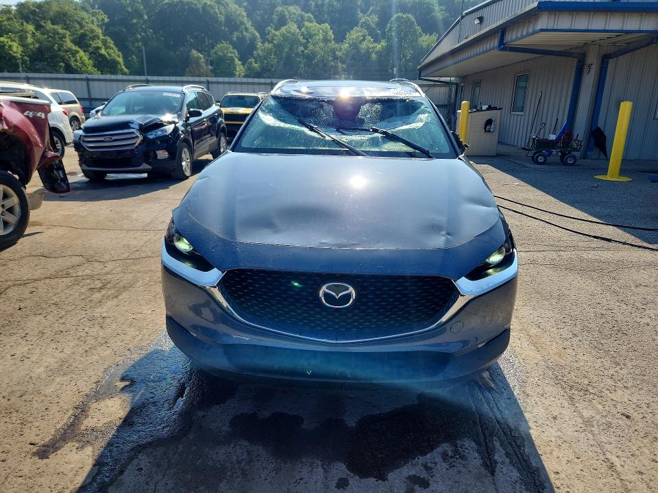 61425946 :رقم المزاد ، 3MVDMBAY1MM300699 vin ، 2021 Mazda Cx-30 مزاد بيع