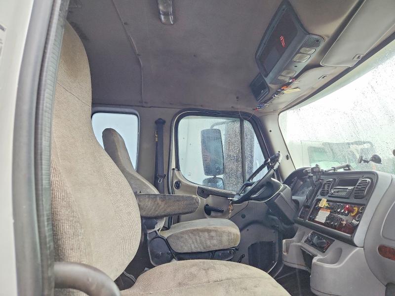 2017 Frht - Freightliner M2 მანქანა იყიდება აუქციონზე, vin: 1FVACWDTXHHHV7740, აუქციონის ნომერი: 60244366