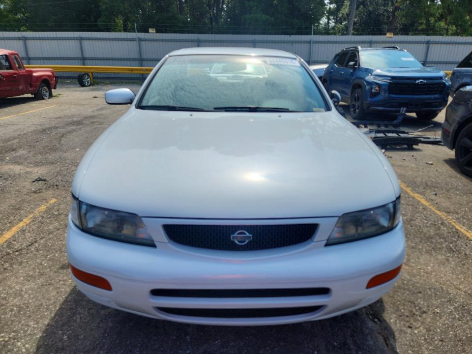 1996 Nissan Maxima მანქანა იყიდება აუქციონზე, vin: JN1CA21D9TT136740, აუქციონის ნომერი: 62445316