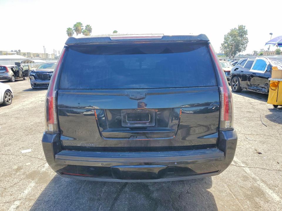 Продажа на аукционе авто 2018 Cadillac Escalade, vin: 1GYS3HKJ6JR337607, номер лота: 62353886