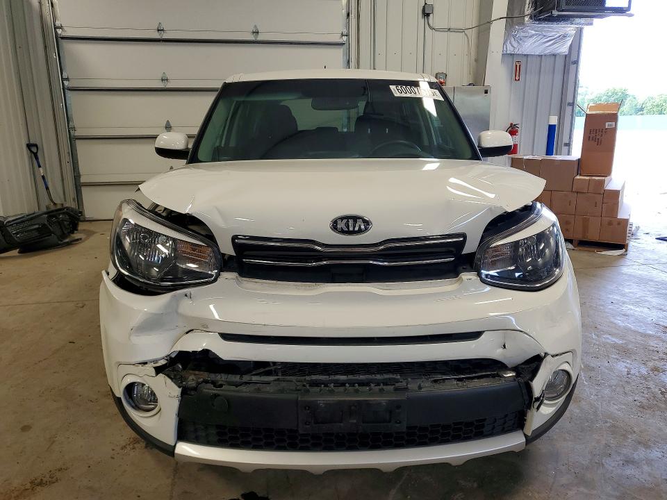 2017 Kia Soul მანქანა იყიდება აუქციონზე, vin: KNDJP3A56H7425043, აუქციონის ნომერი: 60007676