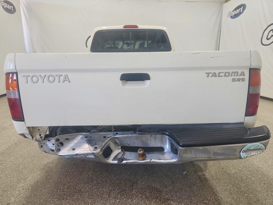62850526 :رقم المزاد ، 4TAVL52N2WZ146385 vin ، 1998 Toyota Tacoma مزاد بيع