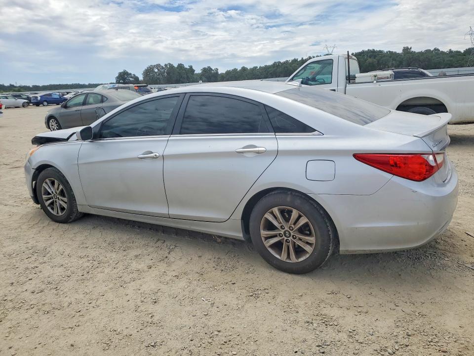 61939306 :رقم المزاد ، 5NPEB4AC0DH771969 vin ، 2013 Hyundai Sonata مزاد بيع