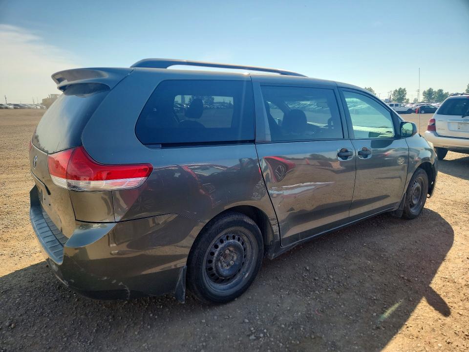 Aukcja sprzedaży 2011 Toyota Sienna, vin: 5TDZK3DC5BS085747, numer aukcji: 57966456