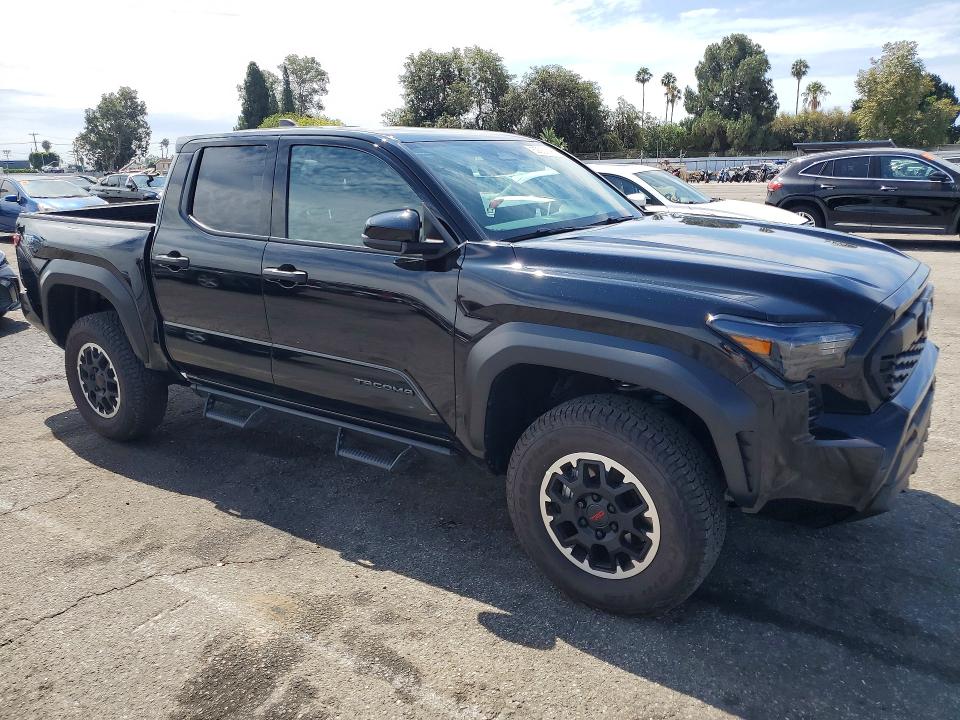 Продажа на аукционе авто 2025 Toyota Tacoma, vin: 3TMLB5JN0SM200925, номер лота: 62052196