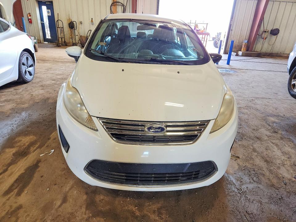 2013 Ford Fiesta მანქანა იყიდება აუქციონზე, vin: 3FADP4BJ6DM224991, აუქციონის ნომერი: 60125566