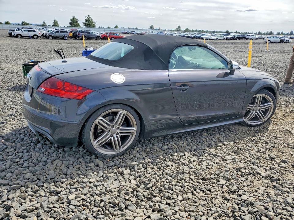 59853706 :رقم المزاد ، TRUS1AFK2B1025845 vin ، 2011 Audi Tts مزاد بيع