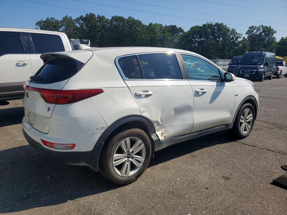 2017 Kia Sportage მანქანა იყიდება აუქციონზე, vin: KNDPMCAC0H7157124, აუქციონის ნომერი: 61184416