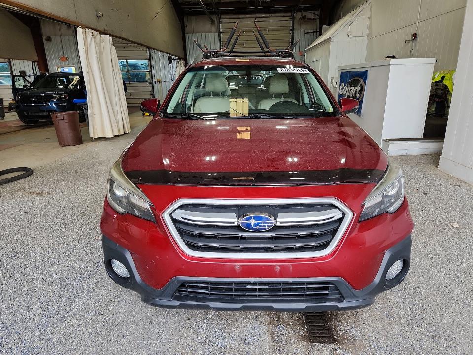 61898166 :رقم المزاد ، 4S4BSANC1J3382465 vin ، 2018 Subaru Outback مزاد بيع
