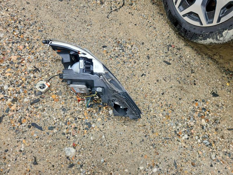 60221926 :رقم المزاد ، 1G1105S3XKU106176 vin ، 2019 Chevrolet Impala مزاد بيع