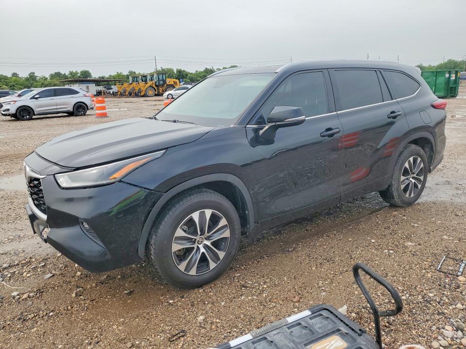 2021 Toyota Highlander მანქანა იყიდება აუქციონზე, vin: 5TDGZRAH1MS039907, აუქციონის ნომერი: 60130706