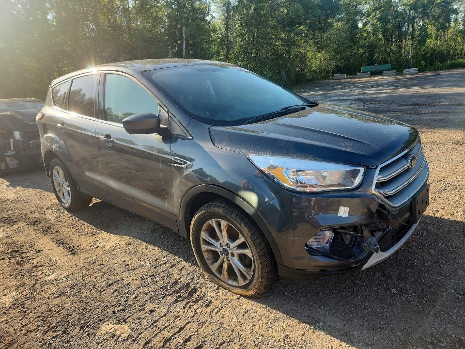2017 Ford Escape მანქანა იყიდება აუქციონზე, vin: 1FMCU9GD1HUE78152, აუქციონის ნომერი: 59169526