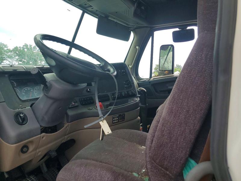 Aukcja sprzedaży 2014 Freightliner Cascadia, vin: 3AKJGLBG1ESFW4113, numer aukcji: 61136946