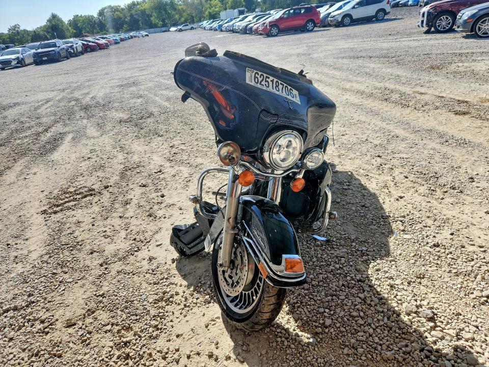 2010 Harley-davidson Flhtcu მანქანა იყიდება აუქციონზე, vin: 1HD1FC416AB670597, აუქციონის ნომერი: 62518706