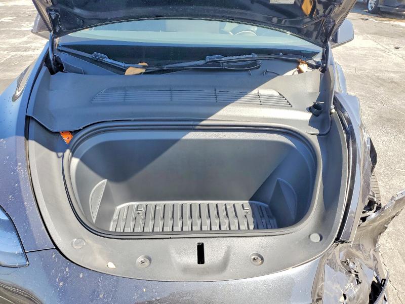 62656826 :رقم المزاد ، 7SAYGDED3SF266881 vin ، 2025 Tesla Model Y مزاد بيع