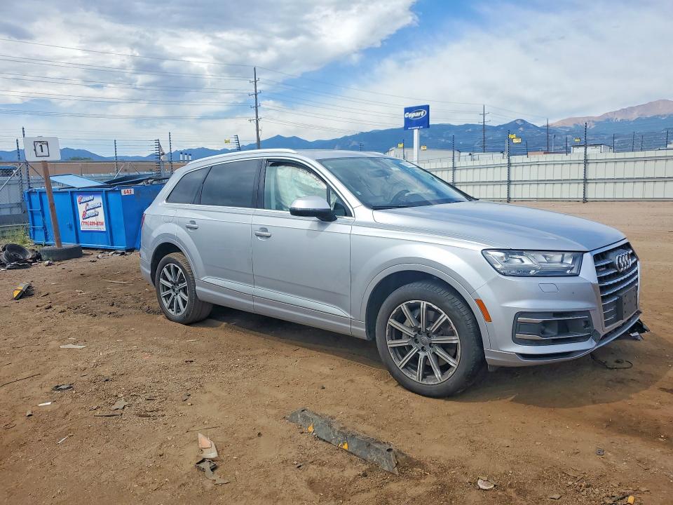 60005366 :رقم المزاد ، WA1VAAF75JD015305 vin ، 2018 Audi Q7 مزاد بيع