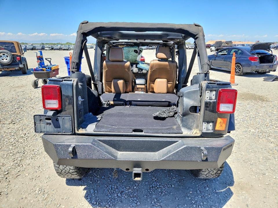 60713246 :رقم المزاد ، 1C4BJWEG6CL110665 vin ، 2012 Jeep Wrangler Unlimited مزاد بيع