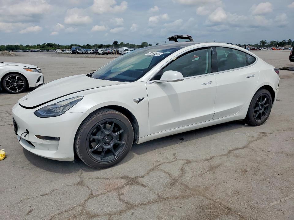 Продажа на аукционе авто 2019 Tesla Model 3, vin: 5YJ3E1EA4KF337524, номер лота: 59185896