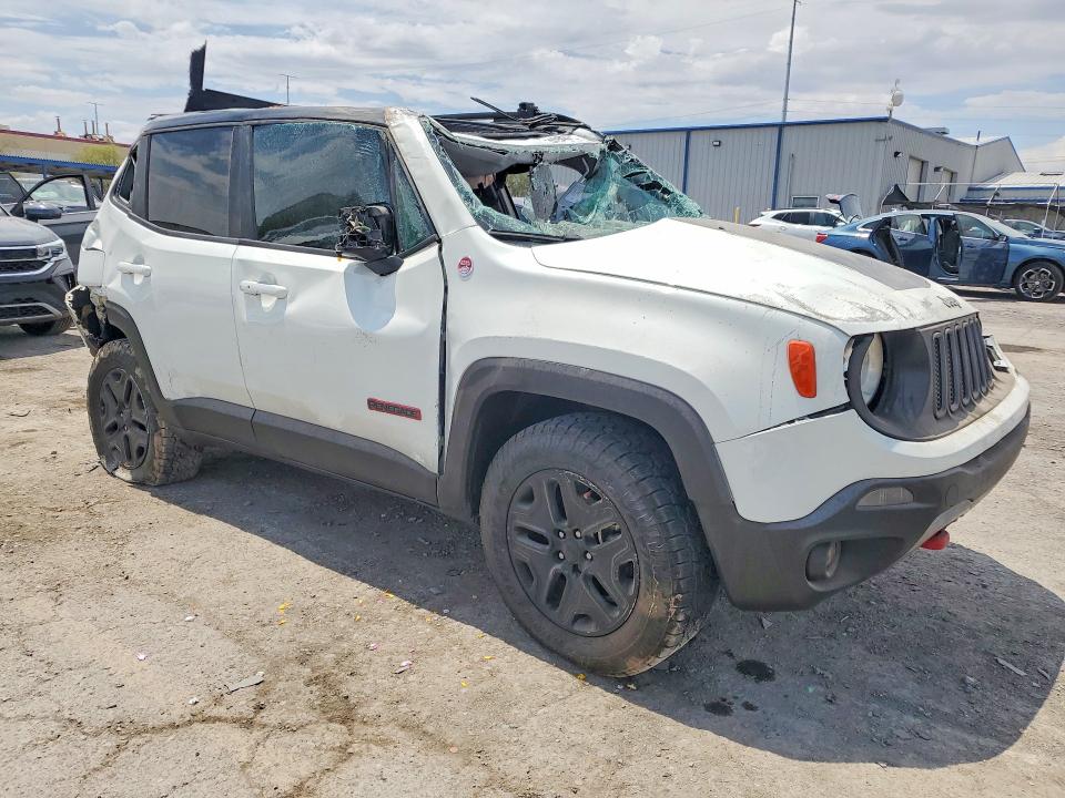 61903776 :رقم المزاد ، ZACCJBCB7JPG85936 vin ، 2018 Jeep Renegade مزاد بيع